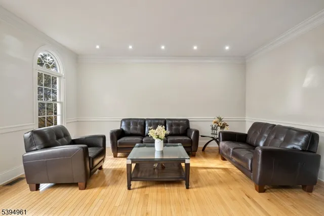 $1,150,500 | 11 Southwind Drive, Flanders, NJ 07836