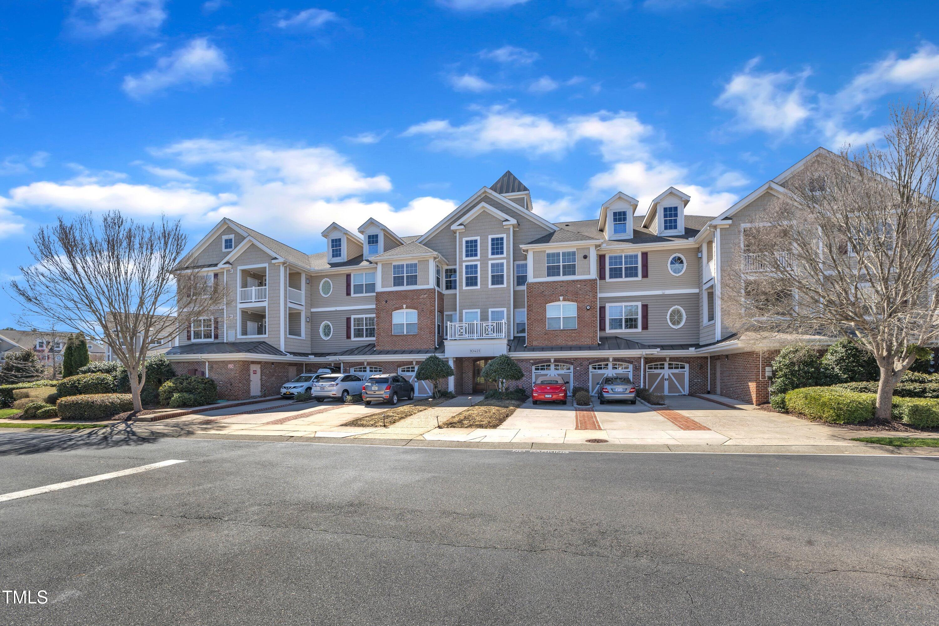 10421 Rosegate Court, Unit 303 Raleigh, NC 27617 - Photo 32 of 64 04-10421 Rosegate-61