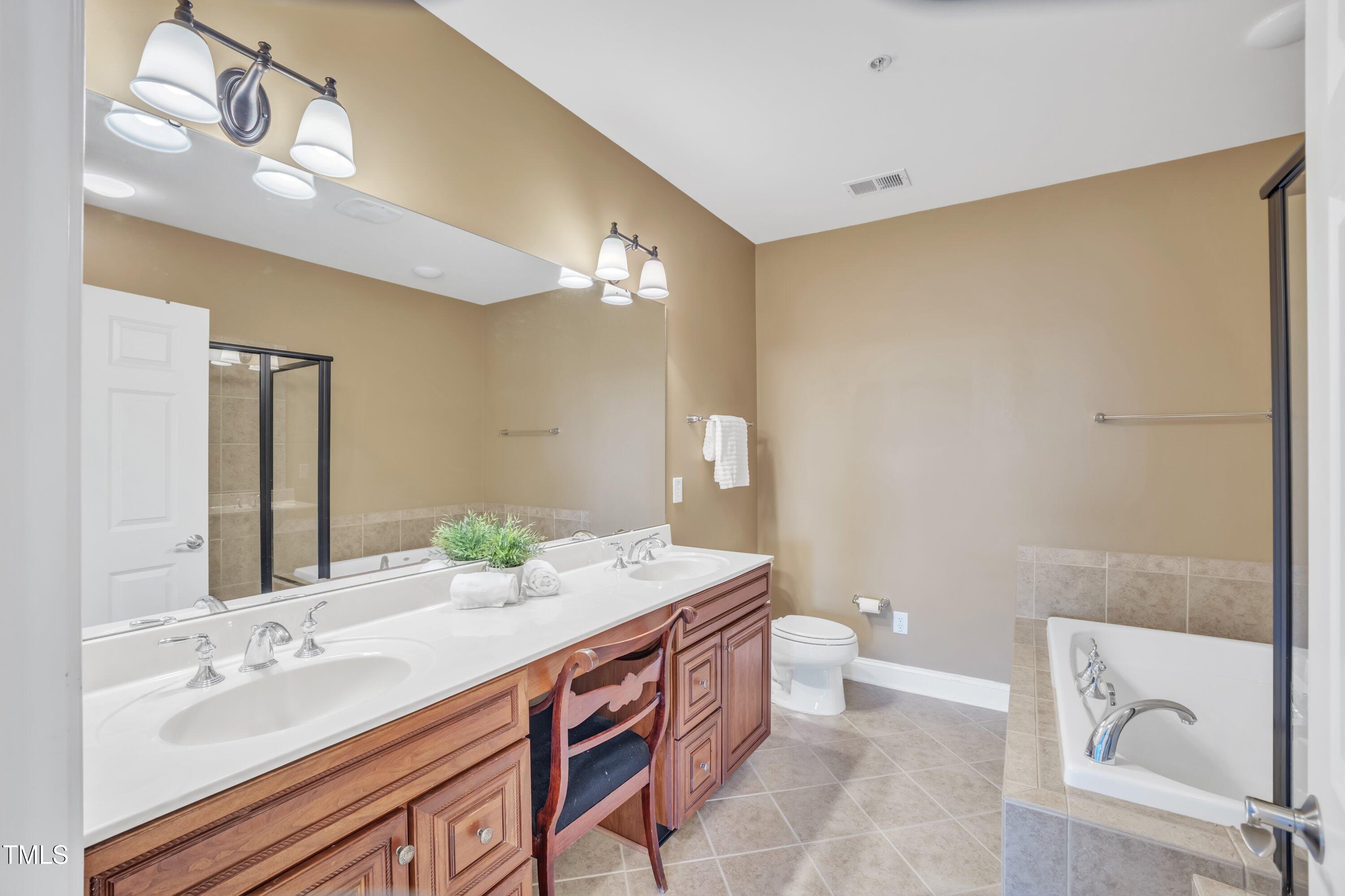 10421 Rosegate Court, Unit 303 Raleigh, NC 27617 - Photo 37 of 64 38-10421 Rosegate-36