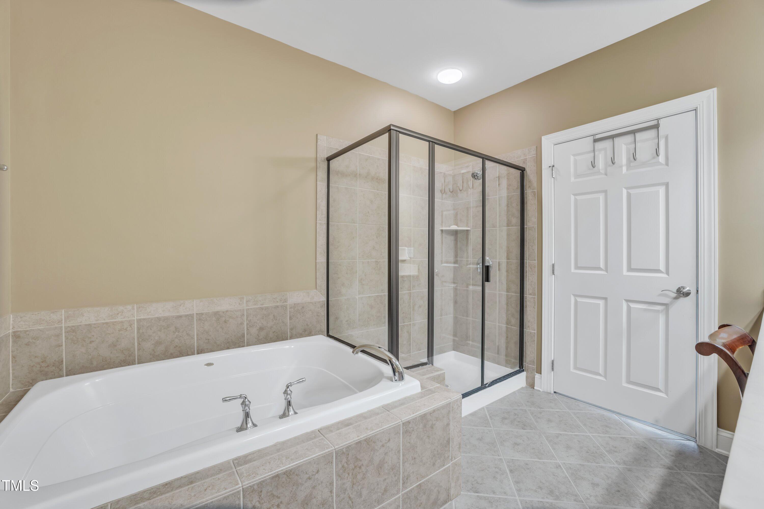 10421 Rosegate Court, Unit 303 Raleigh, NC 27617 - Photo 40 of 64 40-10421 Rosegate-38