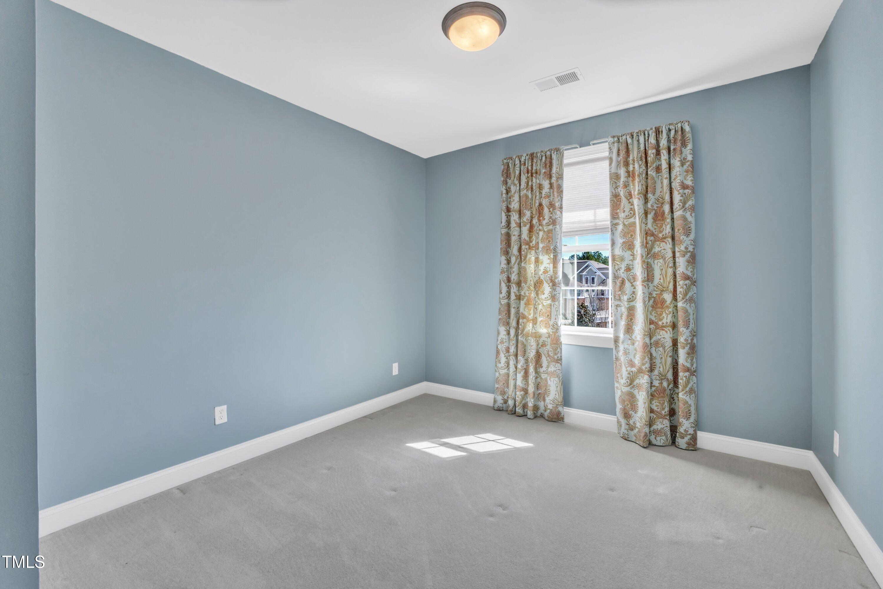 10421 Rosegate Court, Unit 303 Raleigh, NC 27617 - Photo 44 of 64 43-10421 Rosegate-41