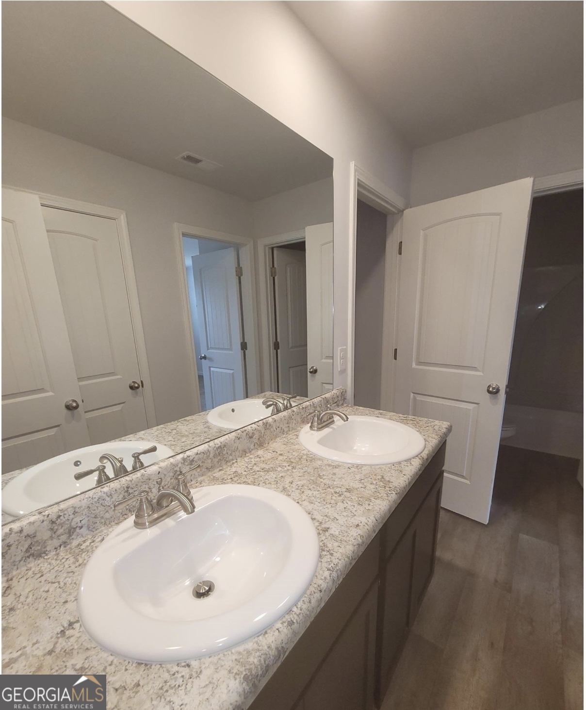 1100 Bluecoat Circle Hampton, GA 30228 - Photo 5 of 6