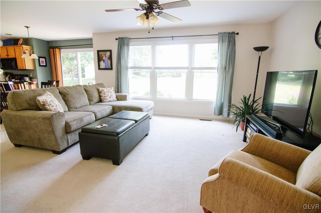 6467 Tupelo Road Allentown, PA 18104 - Photo 8 of 33 Gallery Image 8