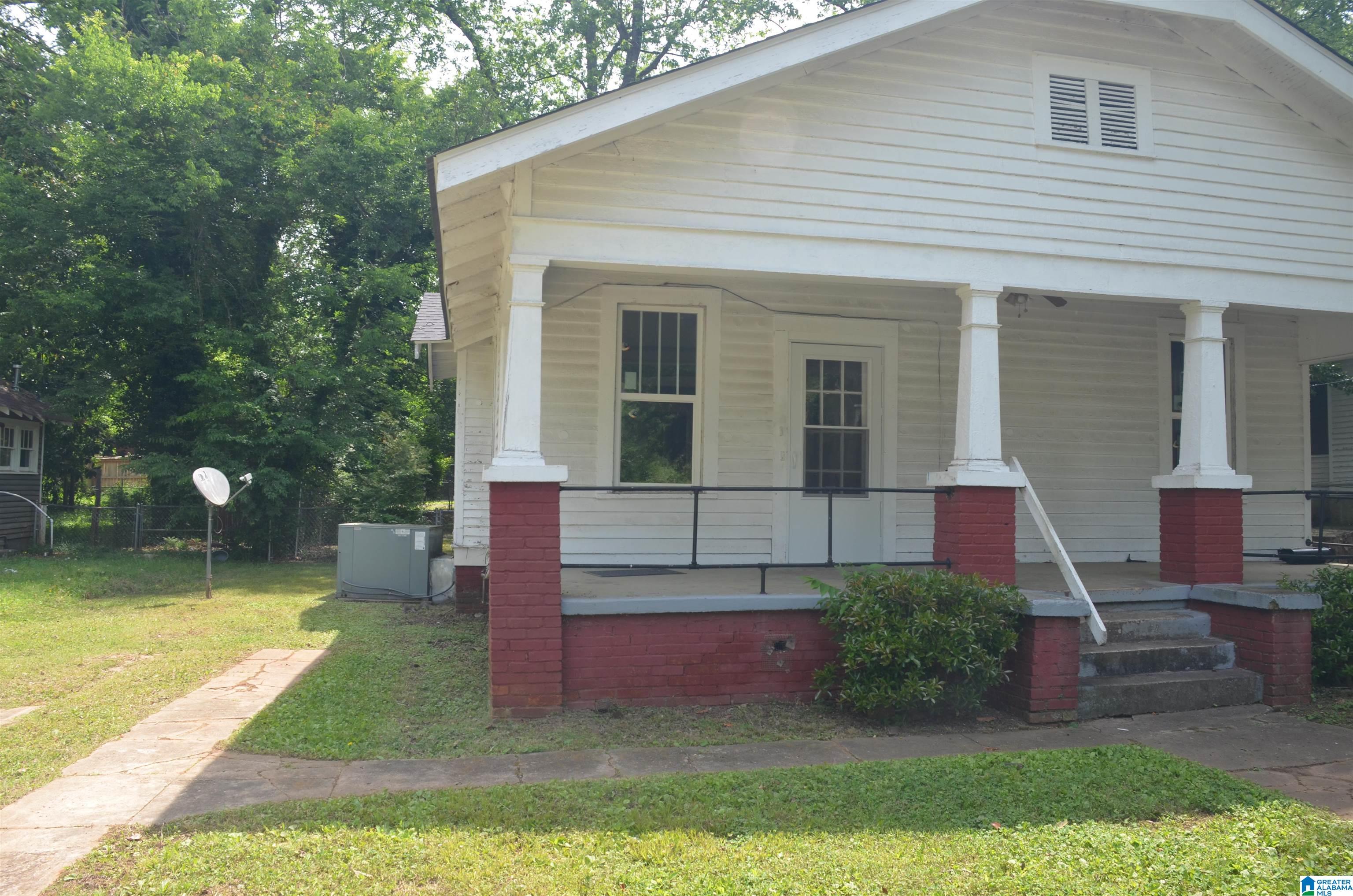 615 Goodwin Avenue Anniston, AL 36207 - Photo 6 of 26