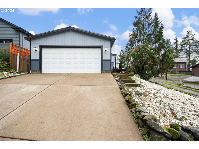 $345,000 | 502 South 6th Street, Springfield, OR 97477