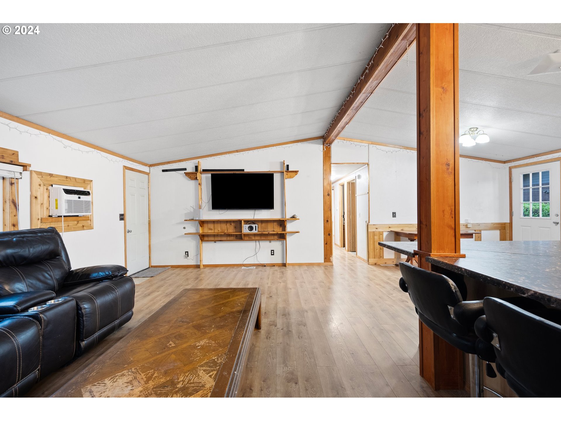 502 South 6th Street Springfield, OR 97477 - Photo 12 of 48