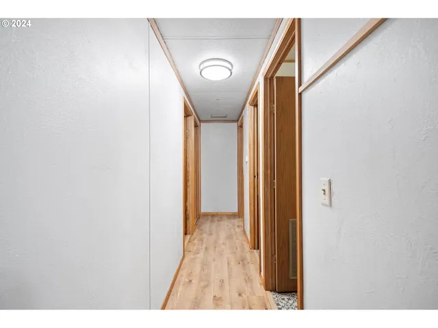 $335,000 | 502 South 6th Street, Springfield, OR 97477