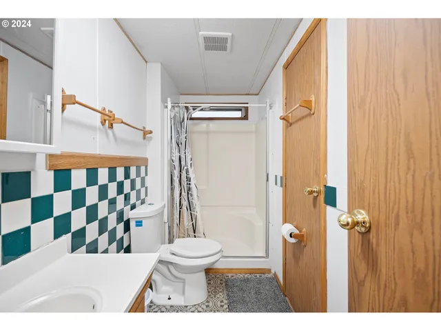 $335,000 | 502 South 6th Street, Springfield, OR 97477