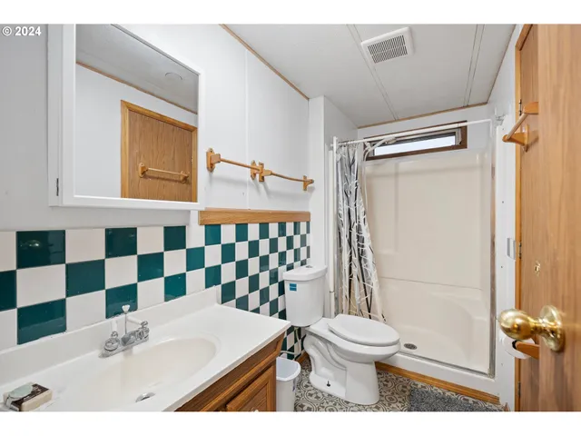 $335,000 | 502 South 6th Street, Springfield, OR 97477