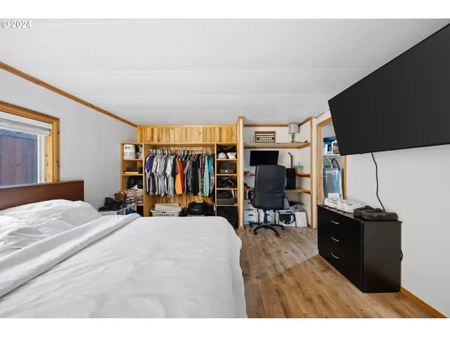 $335,000 | 502 South 6th Street, Springfield, OR 97477