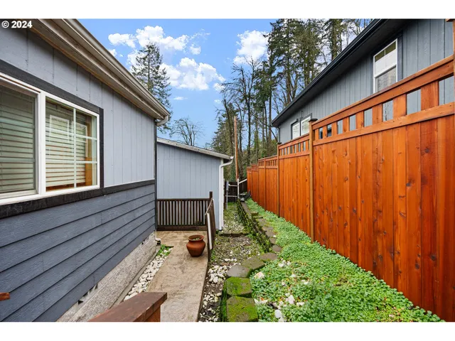 $335,000 | 502 South 6th Street, Springfield, OR 97477