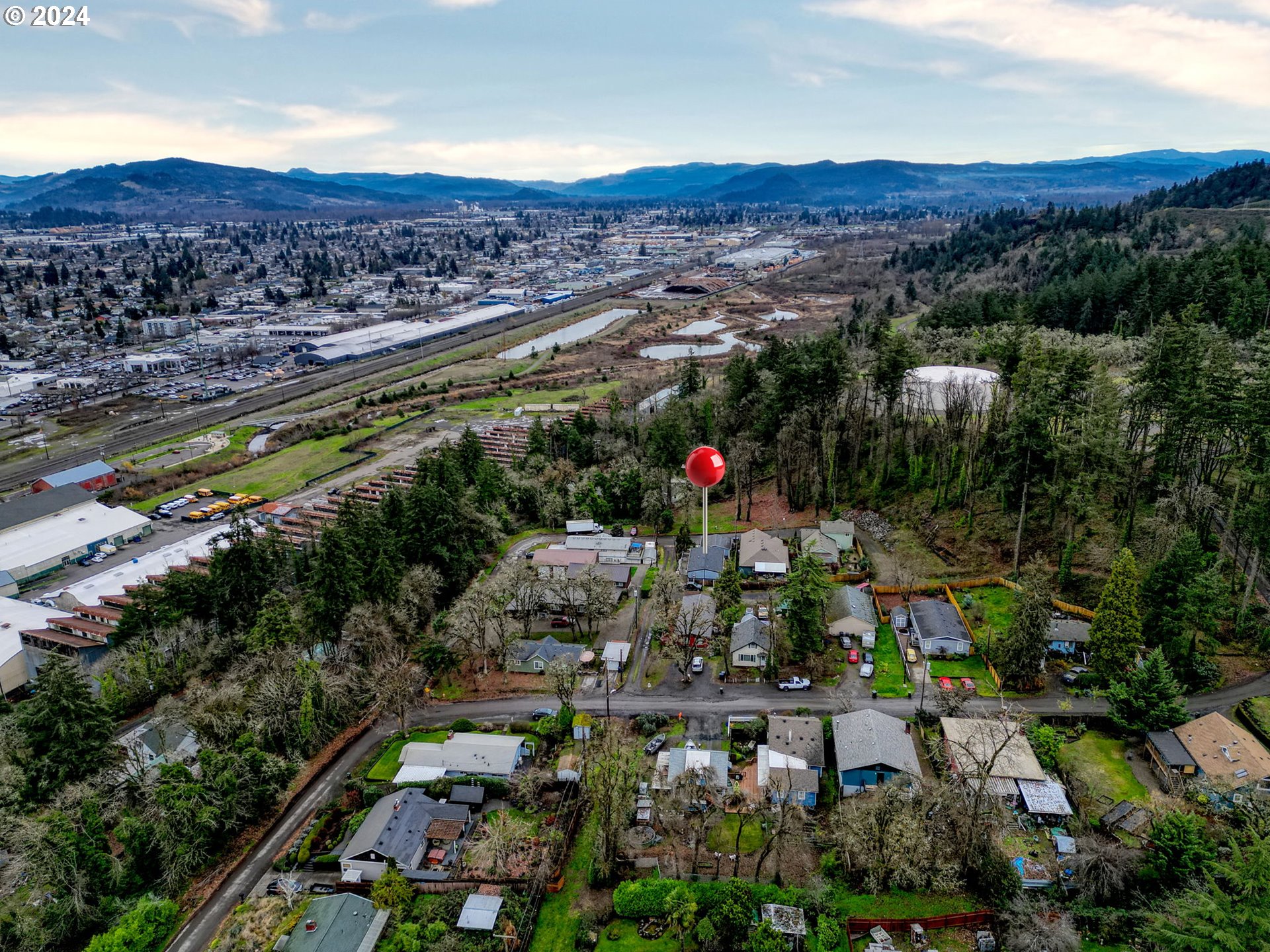 502 South 6th Street Springfield, OR 97477 - Photo 32 of 48