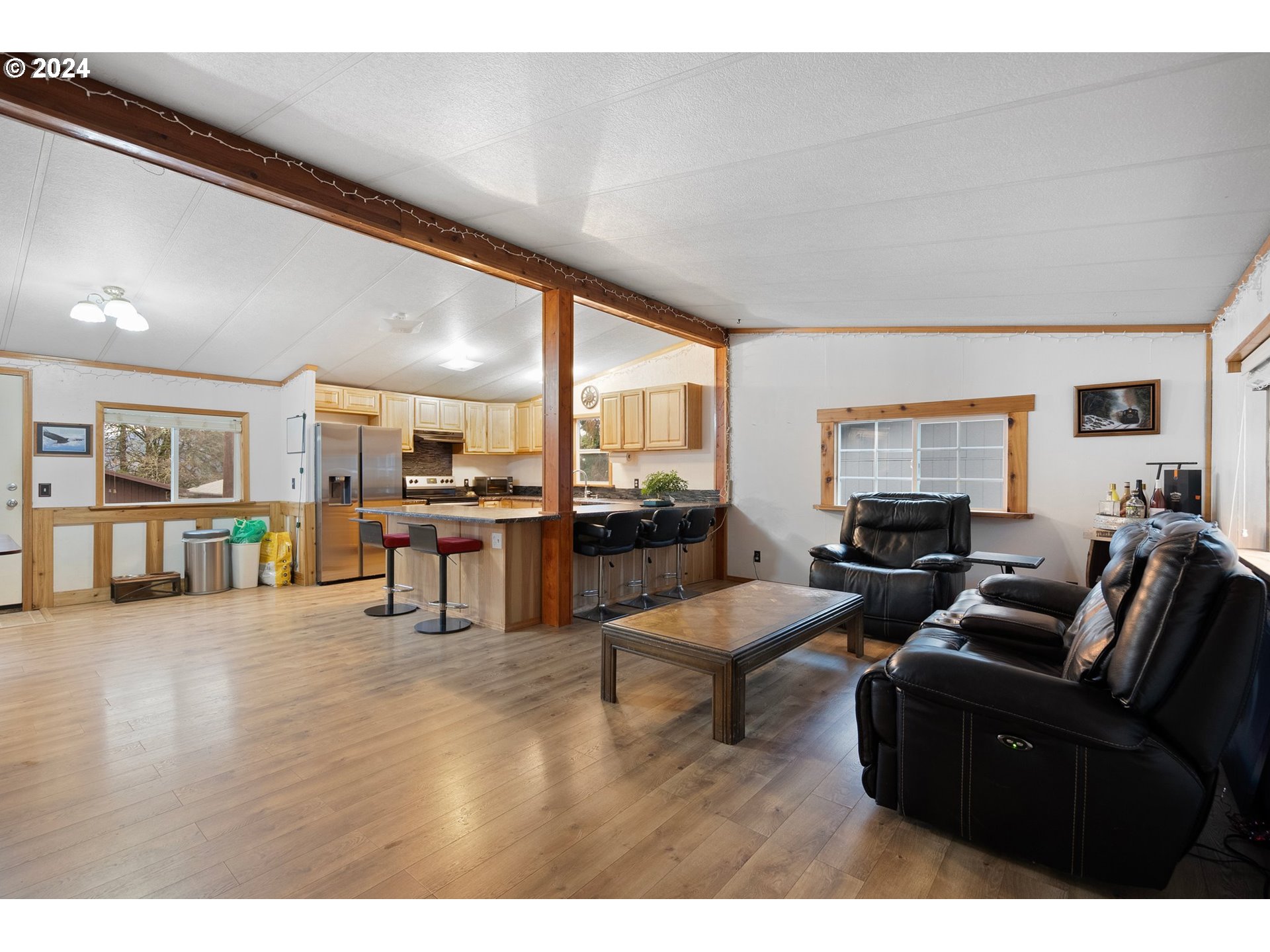 502 South 6th Street Springfield, OR 97477 - Photo 10 of 48