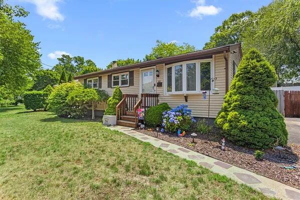 $384,900 | 88 Keeley Avenue, Warwick, RI 02886