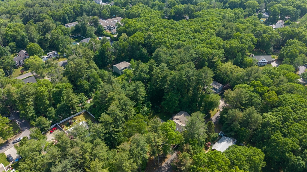 31 Lee Road North Reading, MA 01864 - Photo 11 of 18