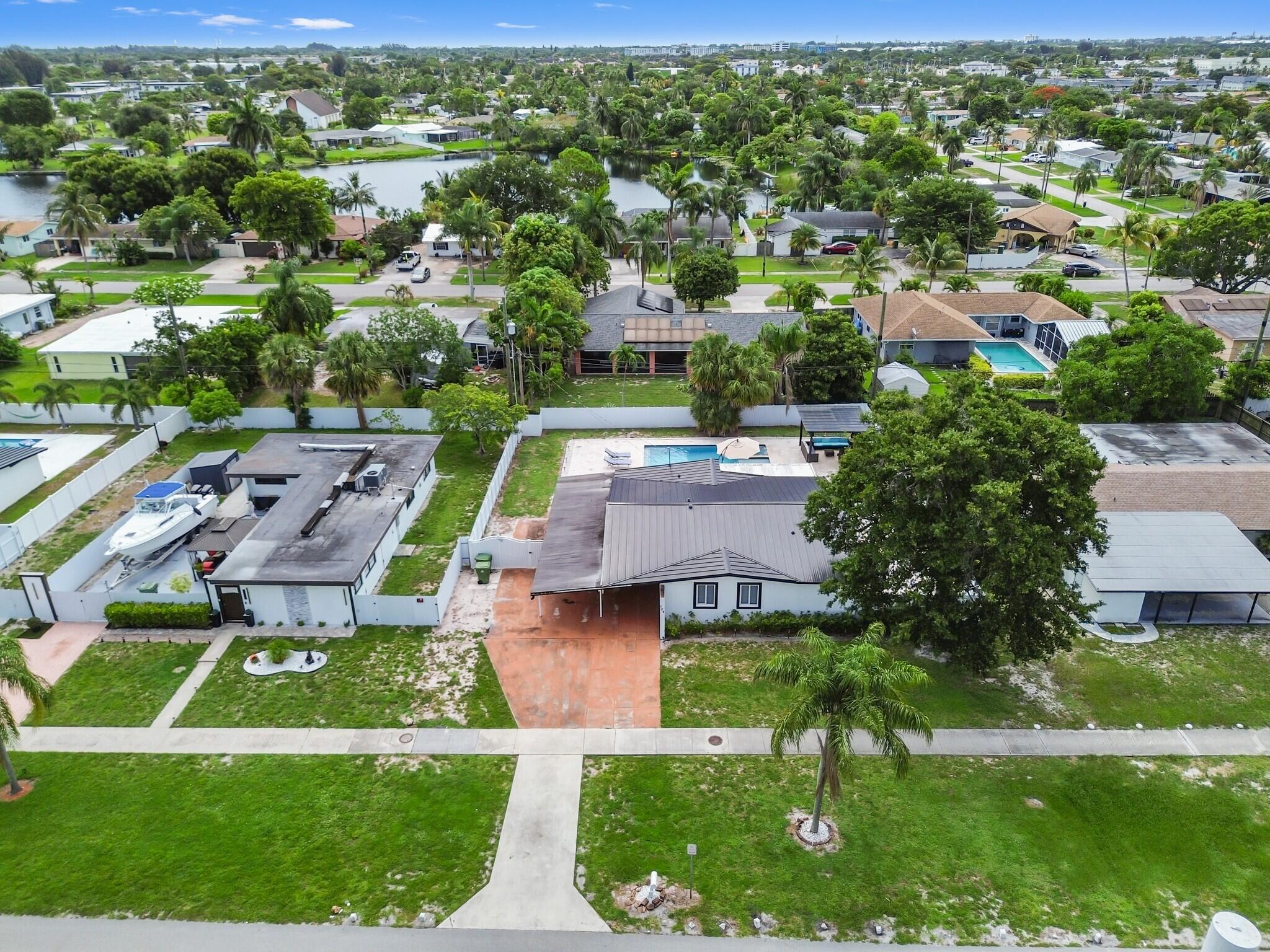 124 Davis Road Palm Springs, FL 33461 - Photo 39 of 44 00044 - 124 Davis Rd