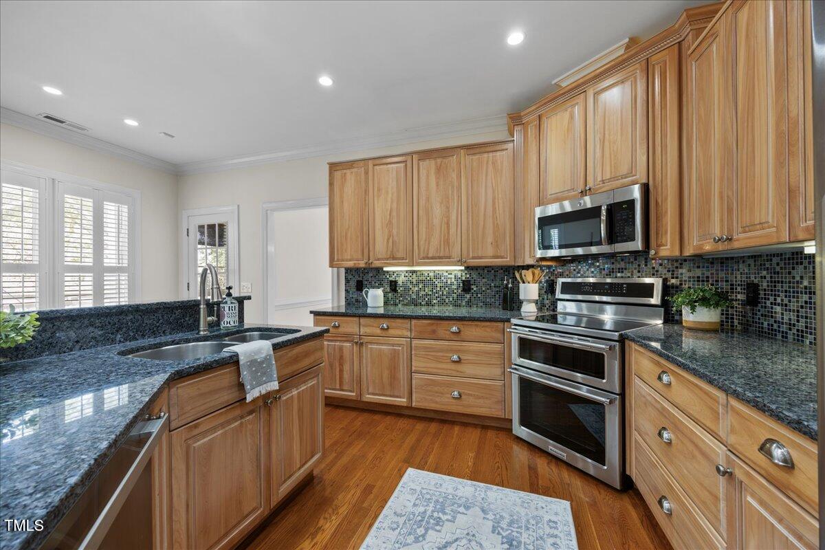 5300 Mandrake Court Raleigh, NC 27613 - Photo 10 of 50 25-2A1A6054