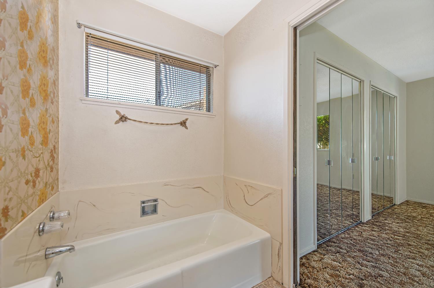 1402 Keagle Way Lodi, CA 95242 - Photo 27 of 49