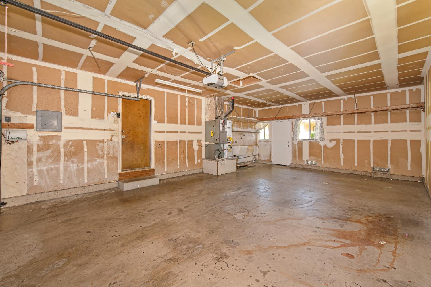1402 Keagle Way Lodi, CA 95242 - Photo 30 of 49