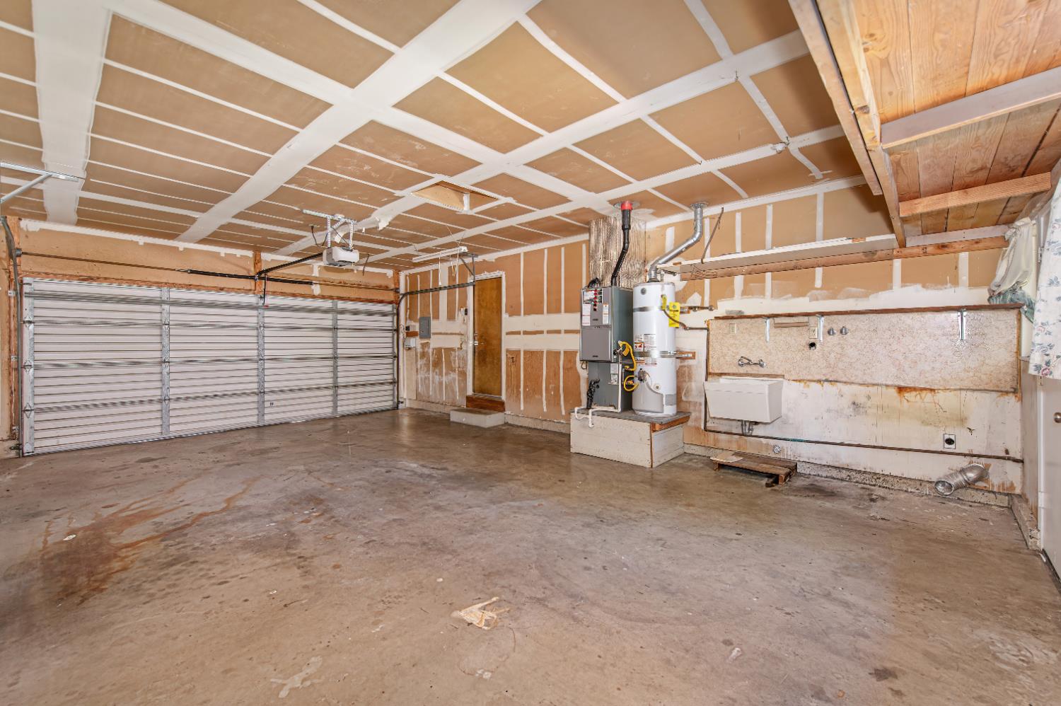 1402 Keagle Way Lodi, CA 95242 - Photo 31 of 49