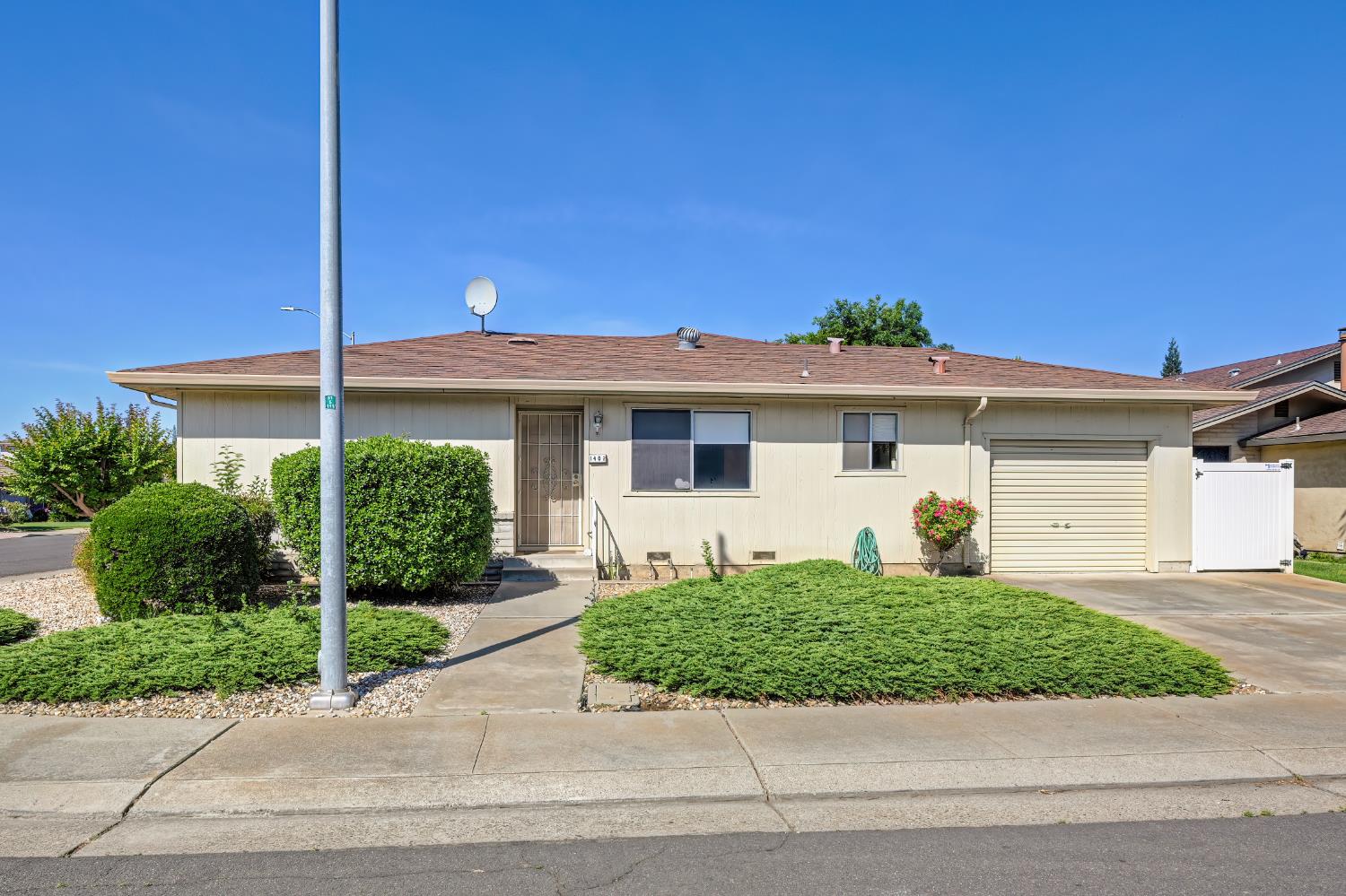 1402 Keagle Way Lodi, CA 95242 - Photo 42 of 49