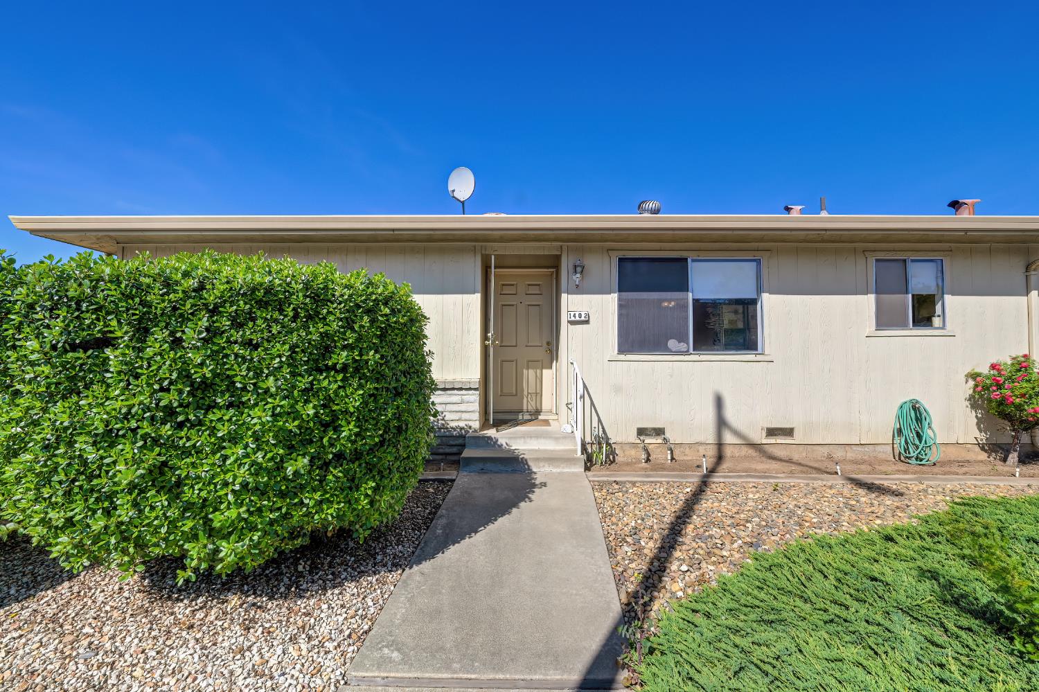 1402 Keagle Way Lodi, CA 95242 - Photo 44 of 49