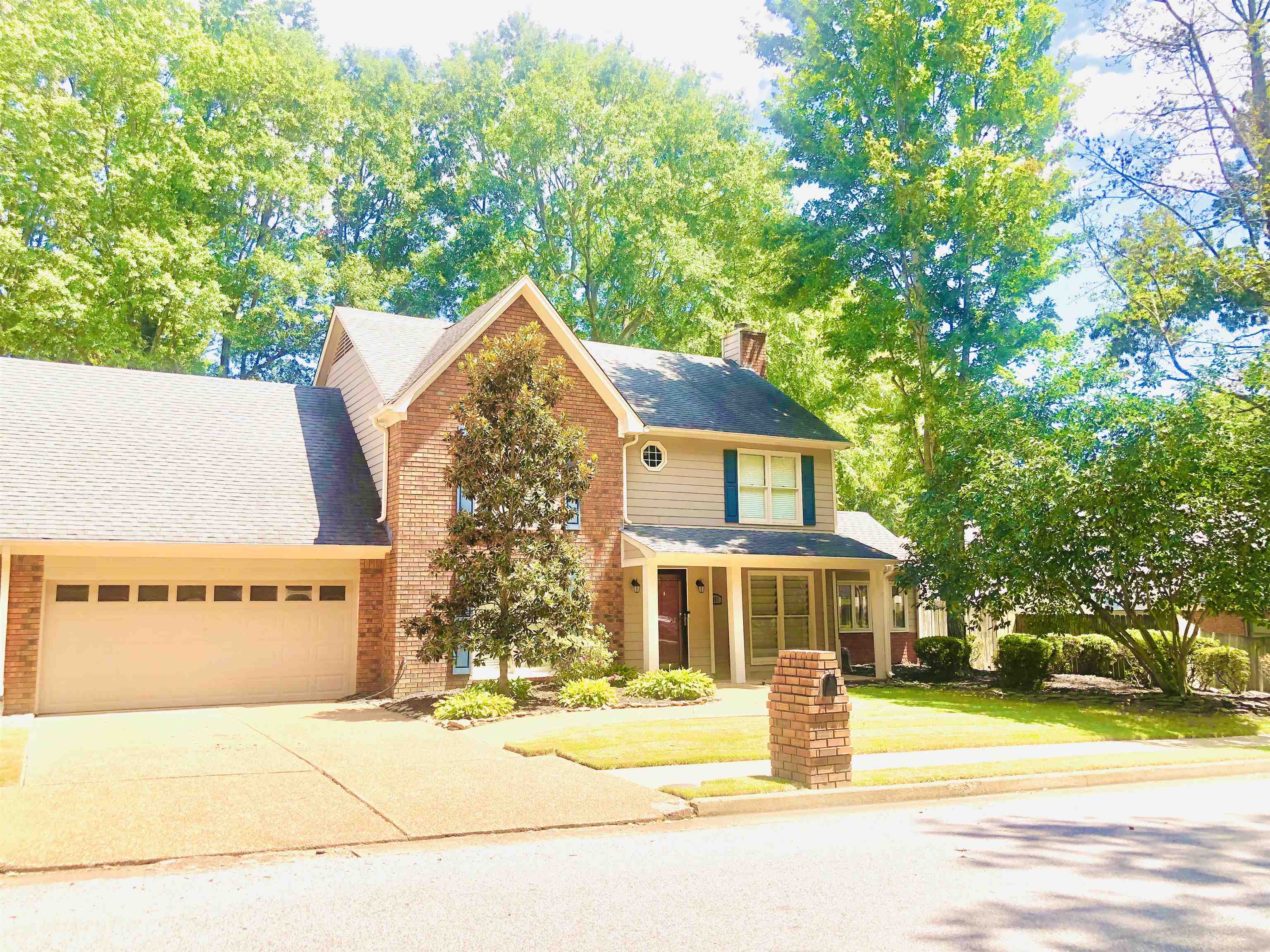 8861 Walnut Ridge Loop Memphis, TN 38018 - Photo 3 of 20 View of front of house featuring a garage