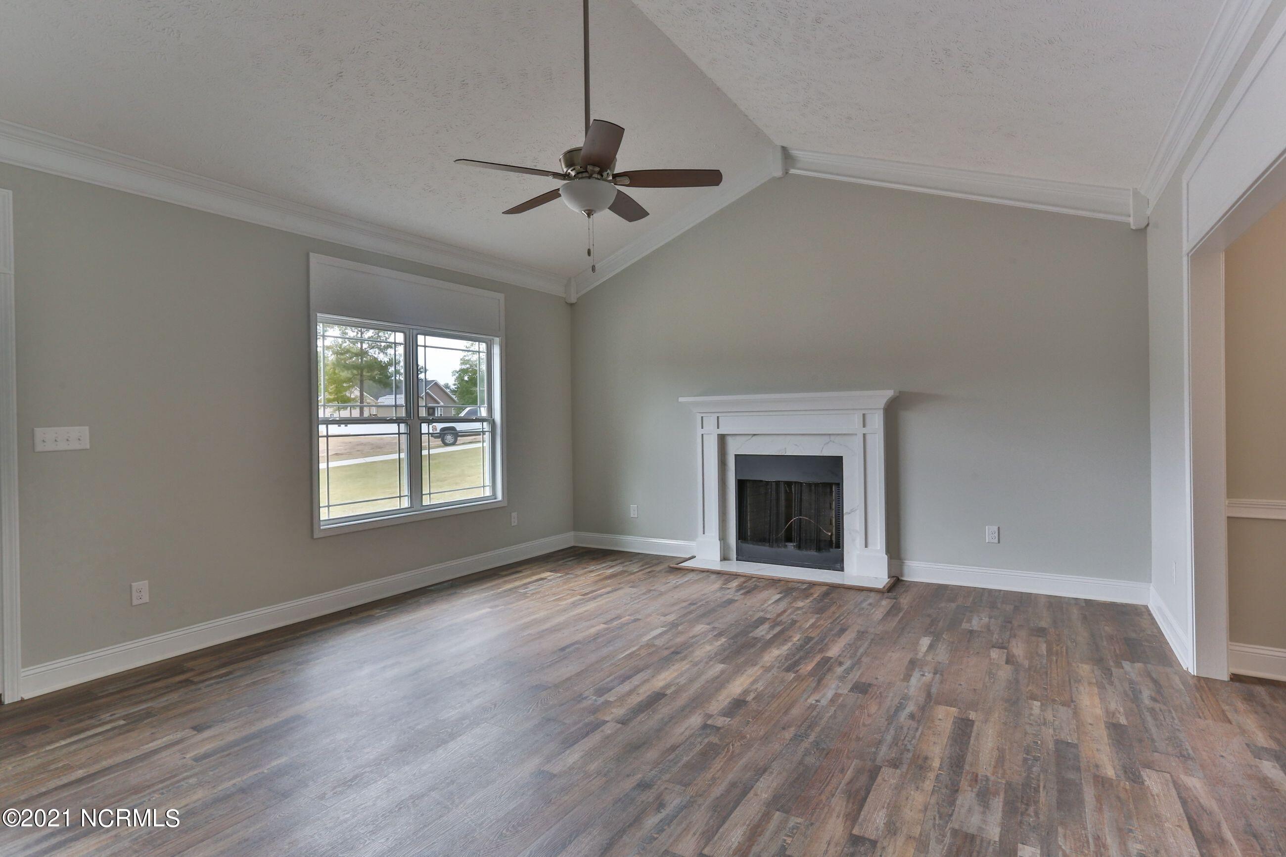 2024 Brooklyn Lane Rockingham, NC 28379 - Photo 3 of 28 b1