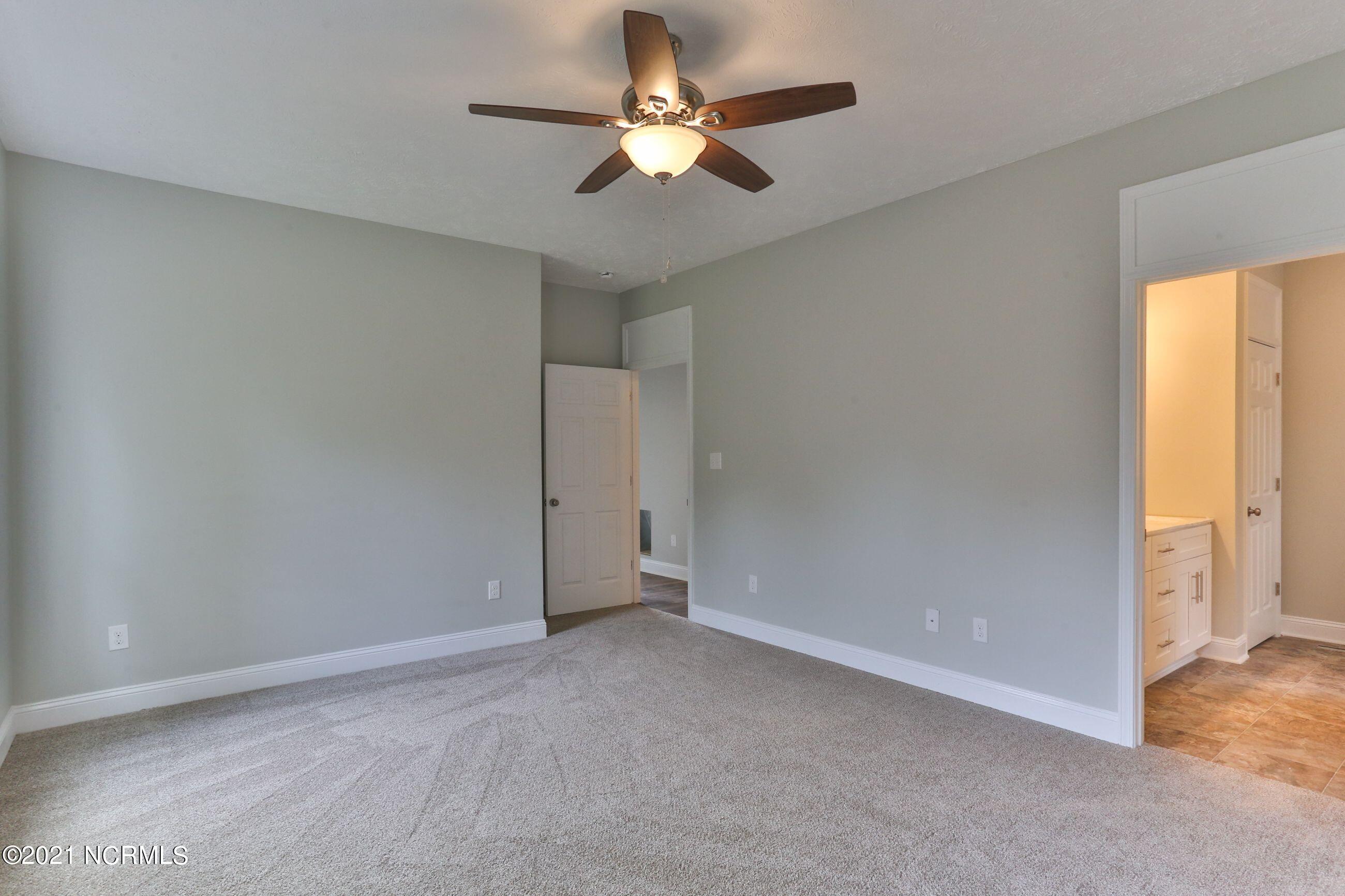 2024 Brooklyn Lane Rockingham, NC 28379 - Photo 10 of 28 b14