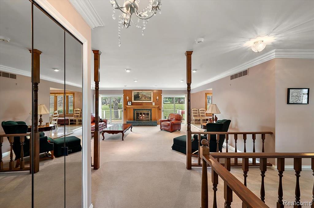 847 Leinster Road Rochester, MI 48309 - Photo 13 of 48