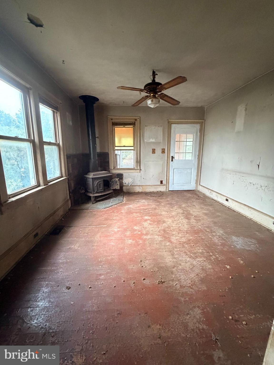 545 Walther Road Newark, DE 19702 - Photo 4 of 5