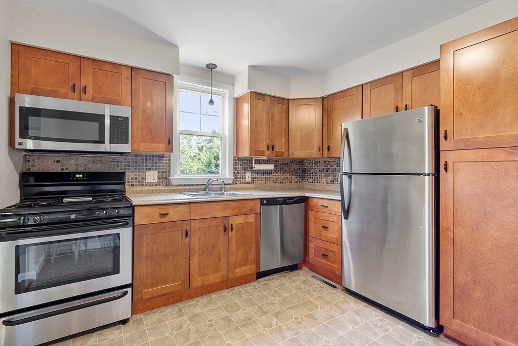 48 Crosby Road Berlin, MA 01503 - Photo 21 of 35 Gallery Image 21