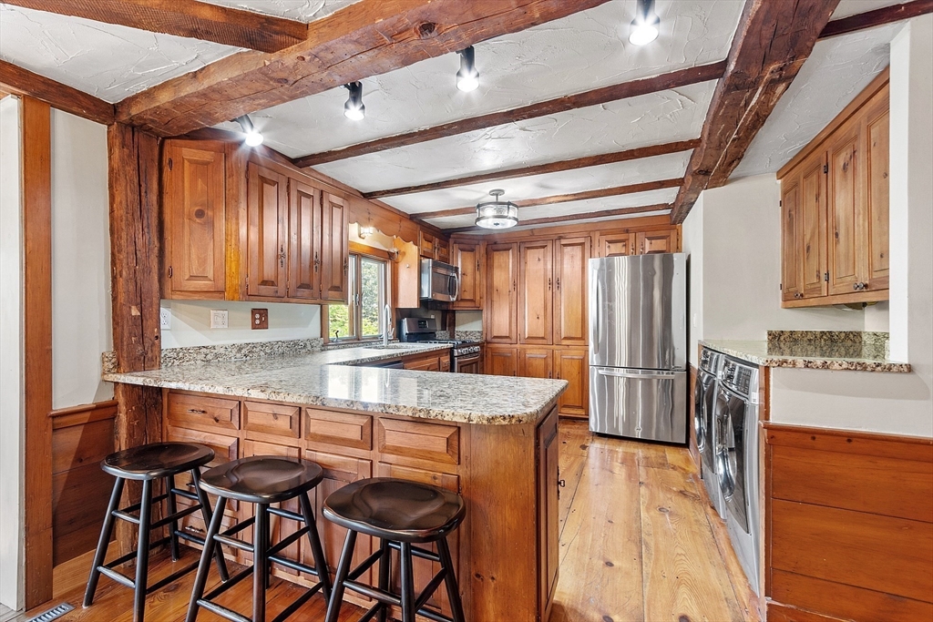 48 Crosby Road Berlin, MA 01503 - Photo 7 of 35 Gallery Image 7
