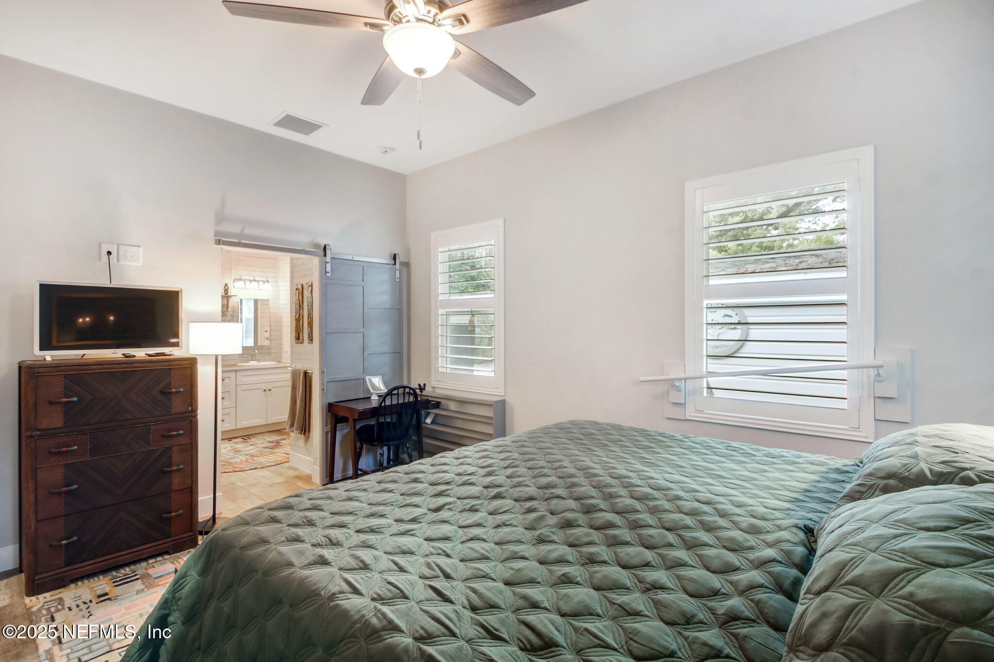 2811 Post Street Jacksonville, FL 32205 - Photo 22 of 41 Primary Bedroom