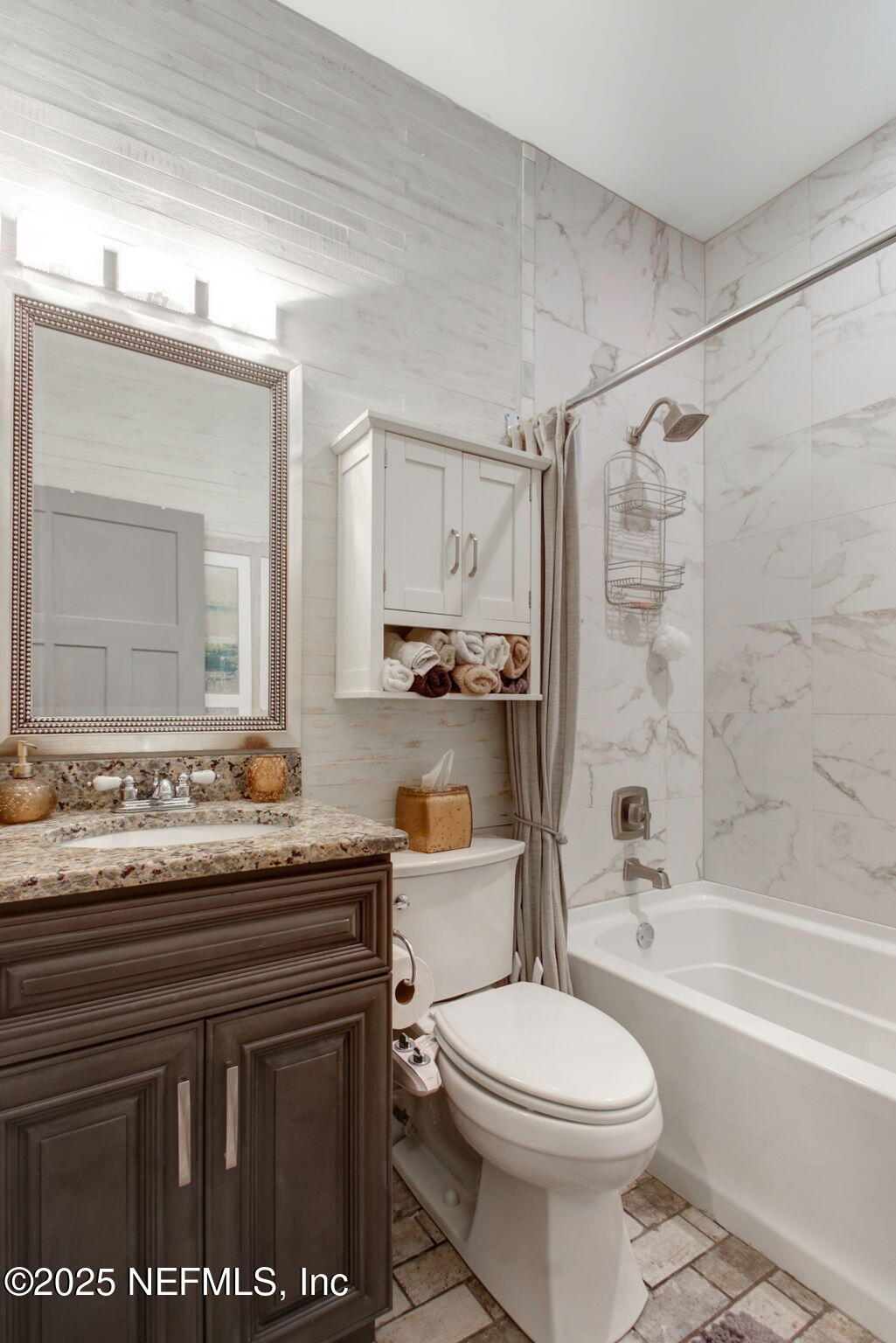 2811 Post Street Jacksonville, FL 32205 - Photo 32 of 41 Guest Bath