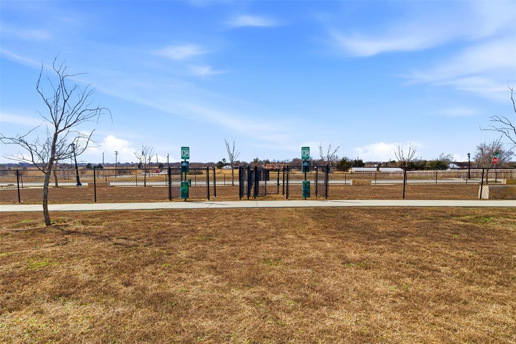 8902 Lowell Street Rowlett, TX 75089 - Photo 30 of 32 a view of ocean with a large trees