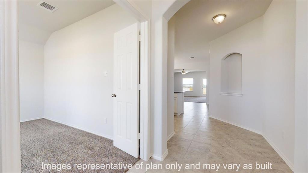 5800 Foggy Lagoon Drive Waco, TX 76708 - Photo 4 of 24 a view of a hallway
