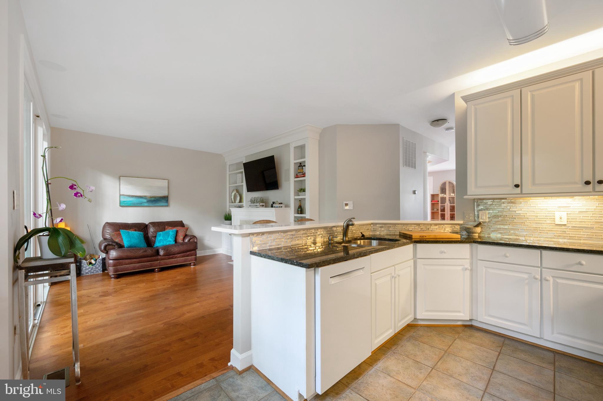 11498 Waterhaven Court Reston, VA 20190 - Photo 15 of 56
