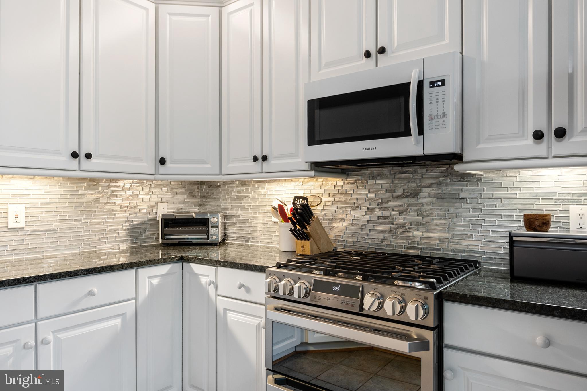 11498 Waterhaven Court Reston, VA 20190 - Photo 19 of 56