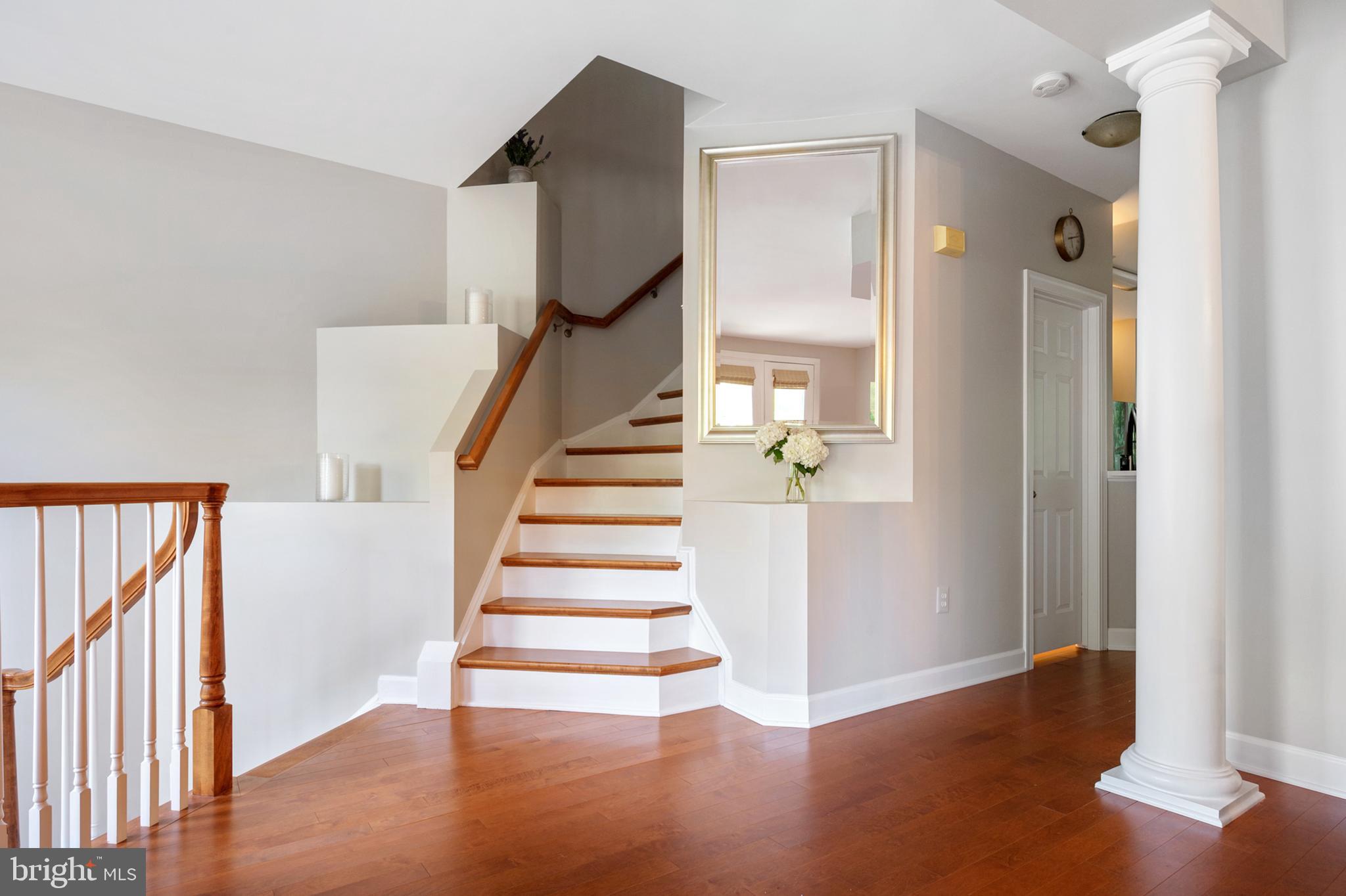 11498 Waterhaven Court Reston, VA 20190 - Photo 10 of 56
