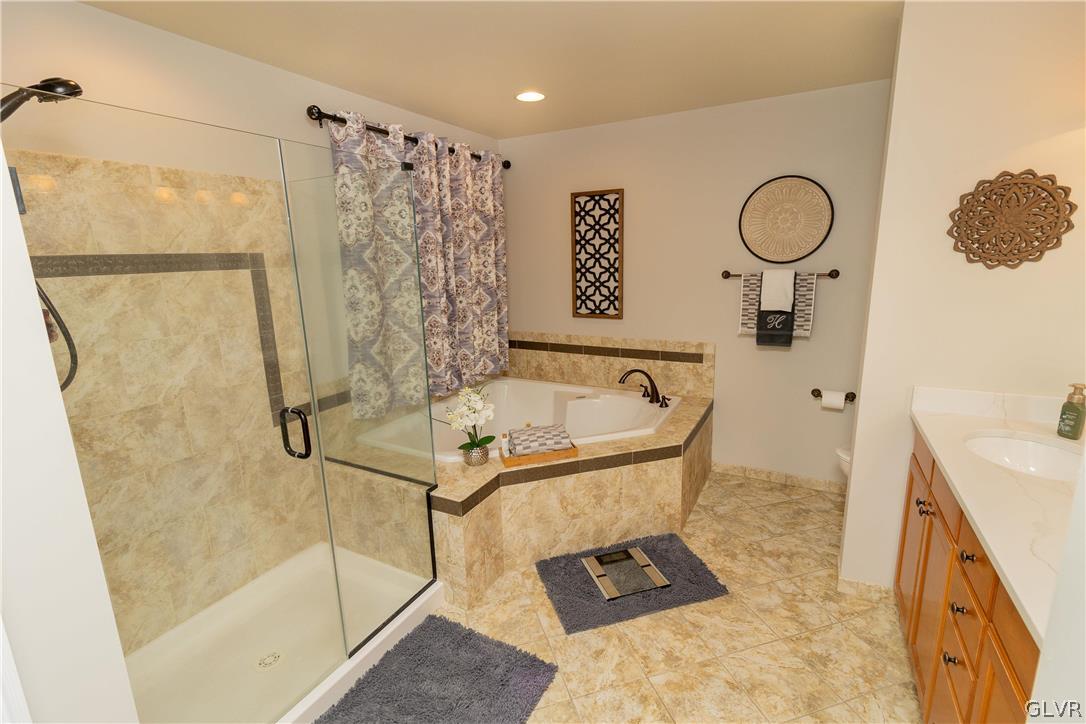 403 Stone Bridge Road Perkasie, PA 18944 - Photo 22 of 50 Gallery Image 22