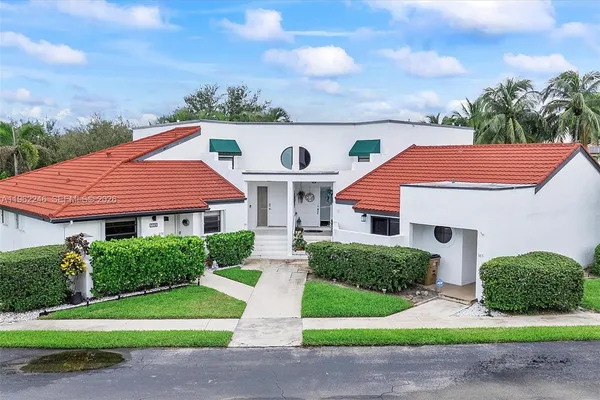 $2,300 | 385 Northwest 36th Avenue, Deerfield Beach, FL 33442
