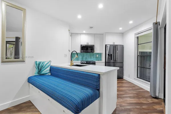 $2,300 | 385 Northwest 36th Avenue, Deerfield Beach, FL 33442