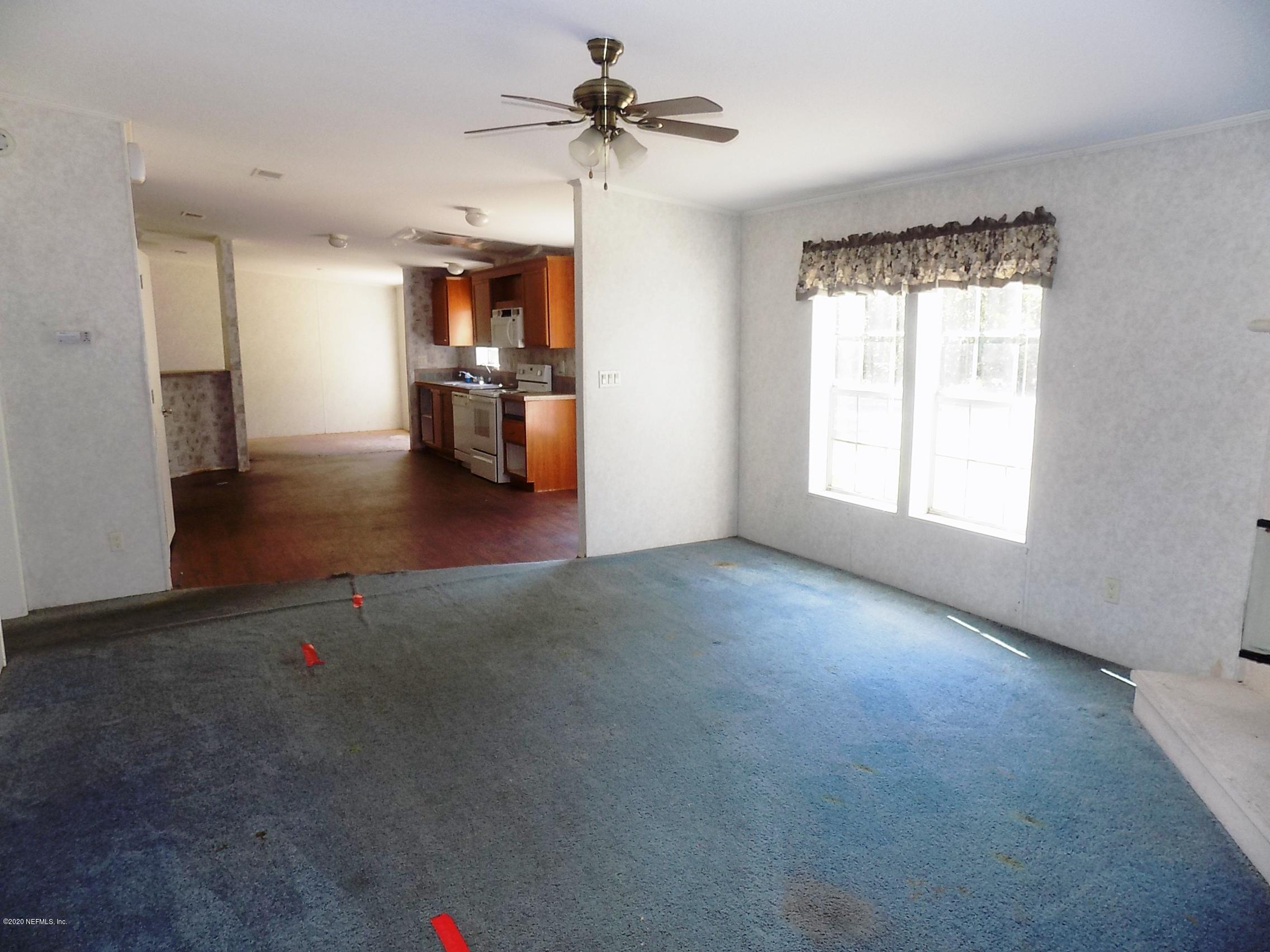 4453 Bondarenko Road Keystone Heights, FL 32656 - Photo 13 of 42 family room-view 2