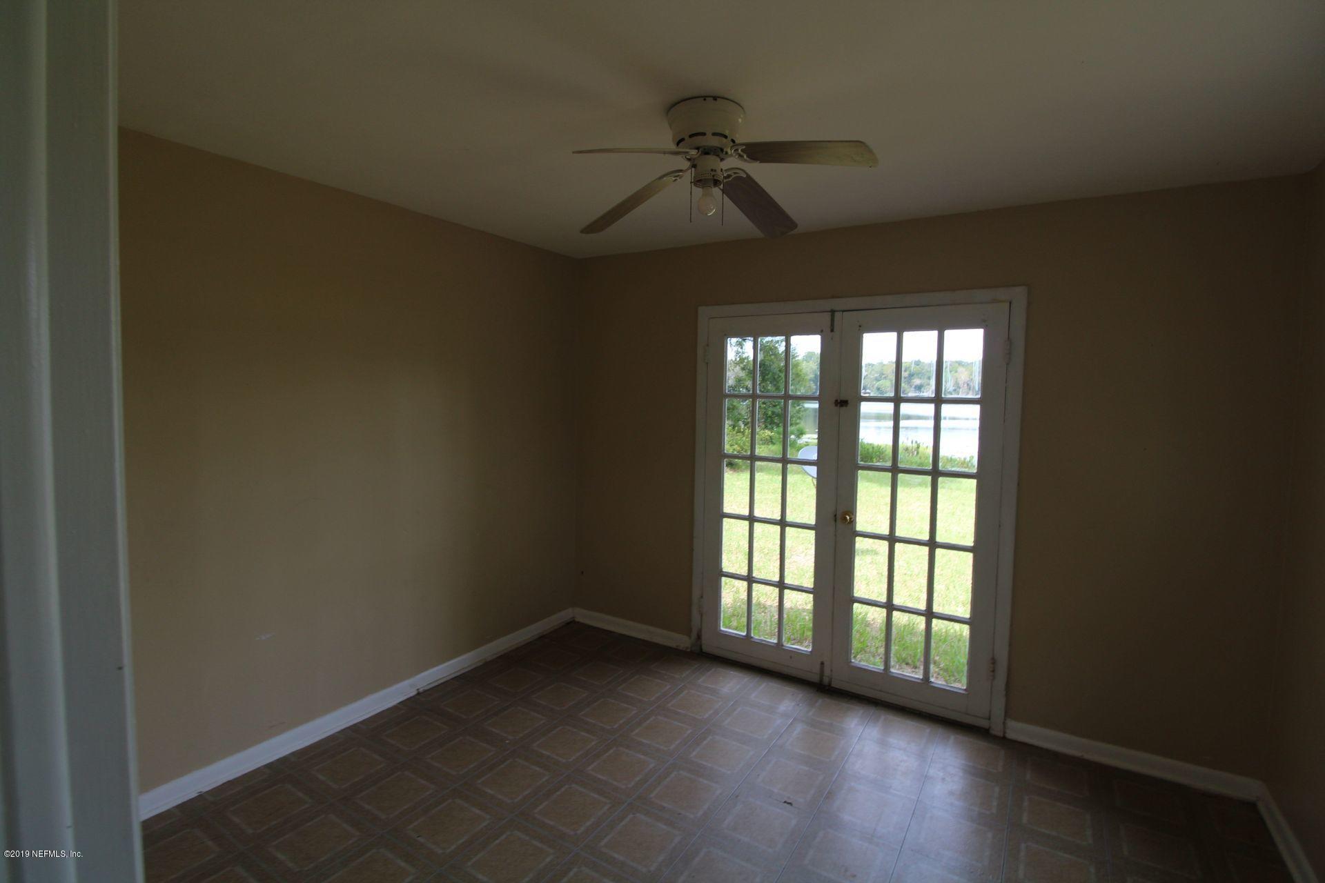 151 Depot Road Hawthorne, FL 32640 - Photo 24 of 27 24 Office