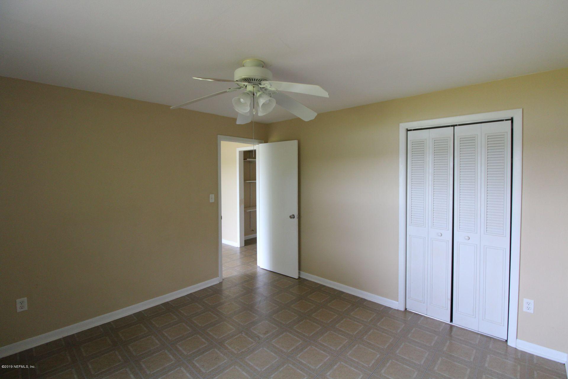 151 Depot Road Hawthorne, FL 32640 - Photo 10 of 27 10 Bedroom 1