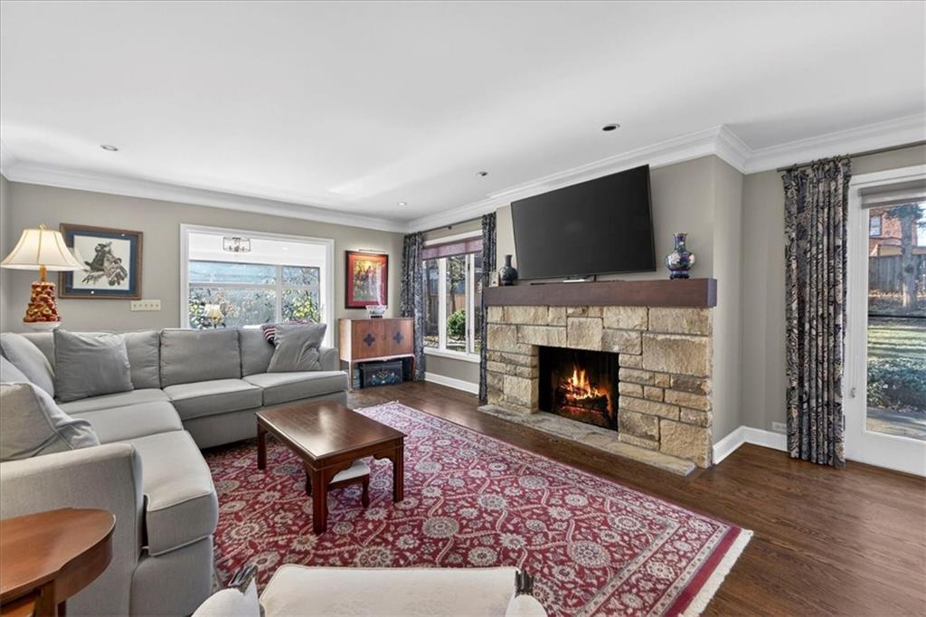 6440 Overbrook Road Mission Hills, KS 66208 - Photo 15 of 79