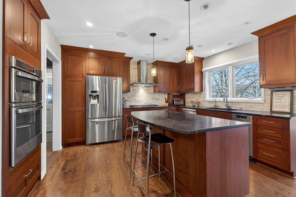 6440 Overbrook Road Mission Hills, KS 66208 - Photo 23 of 79