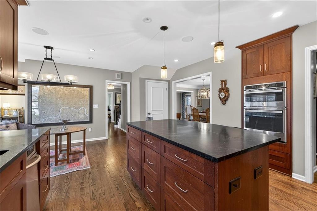 6440 Overbrook Road Mission Hills, KS 66208 - Photo 27 of 79