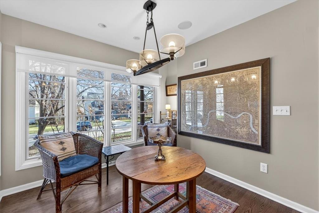 6440 Overbrook Road Mission Hills, KS 66208 - Photo 29 of 79